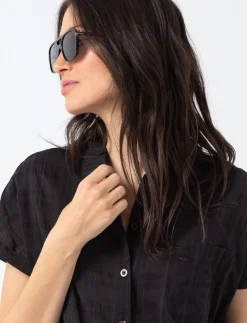 Dolman-sleeve buttoned blouse
