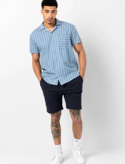 Elastic-waist Shorts