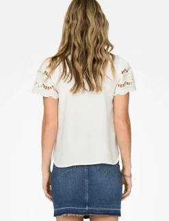 Eyelet-sleeve T-shirt
