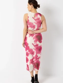 Fitted Floral Sleeveless Dress