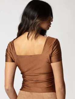 Fitted Square-neck T-shirt