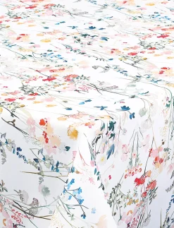 Floral Stain-resistant Wrinkle-free Tablecloth - 58 x 94 in