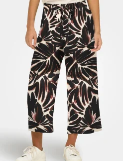 Front-tie Capris