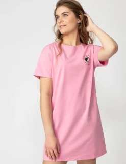 Graphic T-shirt Dress