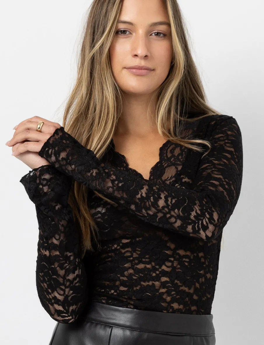 Lace V-neck T-shirt