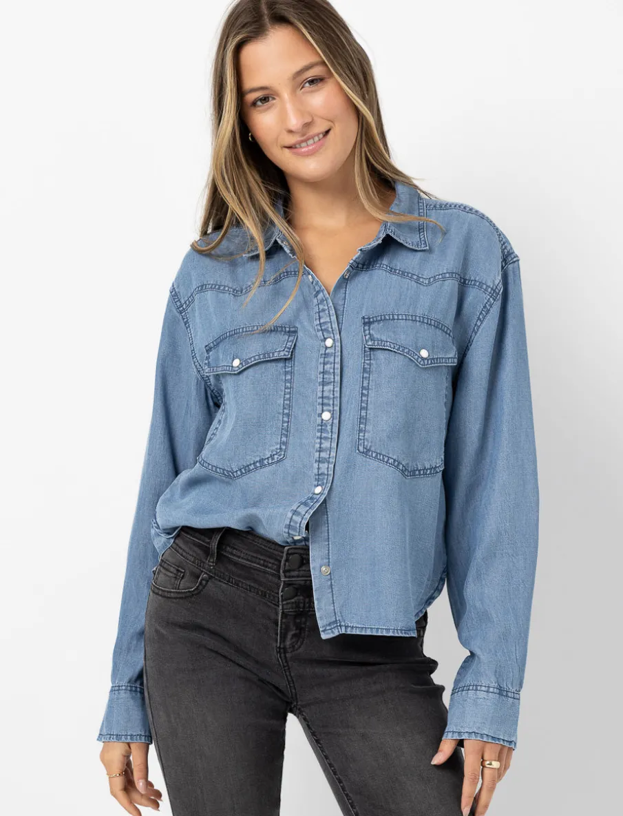 Light Wash Shirt with Pockets