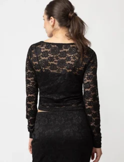 Lined Lace T-shirt