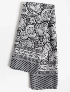 Patterned Scarf