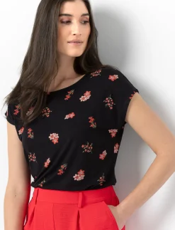 Patterned T-shirt