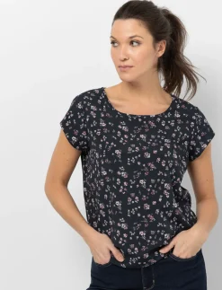 Patterned T-shirt