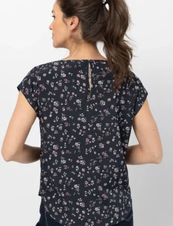 Patterned T-shirt