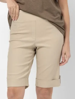 Pull-on Bermuda shorts