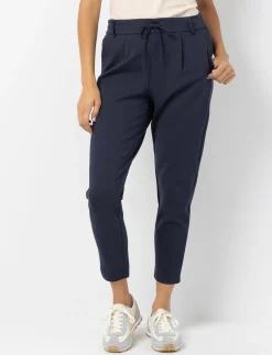 Pull-on Slim Pants