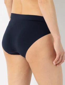Regular High-waisted Panty