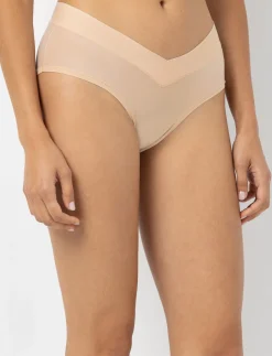 Regular Panty with V-cut