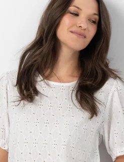 Short-sleeve Eyelet T-shirt
