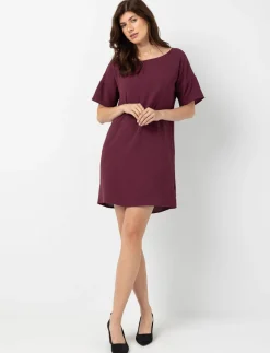 Short-sleeve Flowing Dress