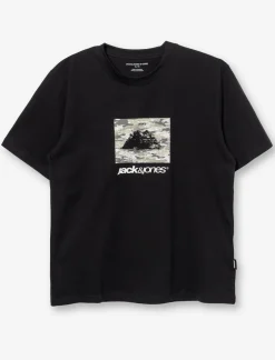 Short-sleeve Graphic T-shirt