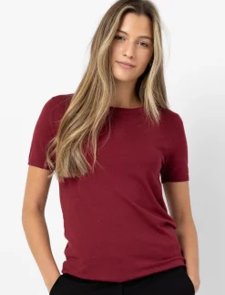 Short-sleeve Solid T-shirt