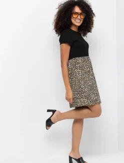 Short-sleeved Dress