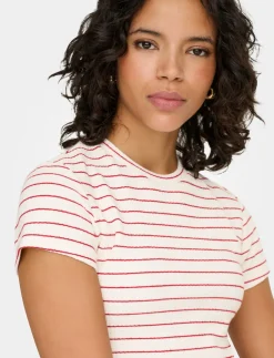 Short-sleeved T-shirt