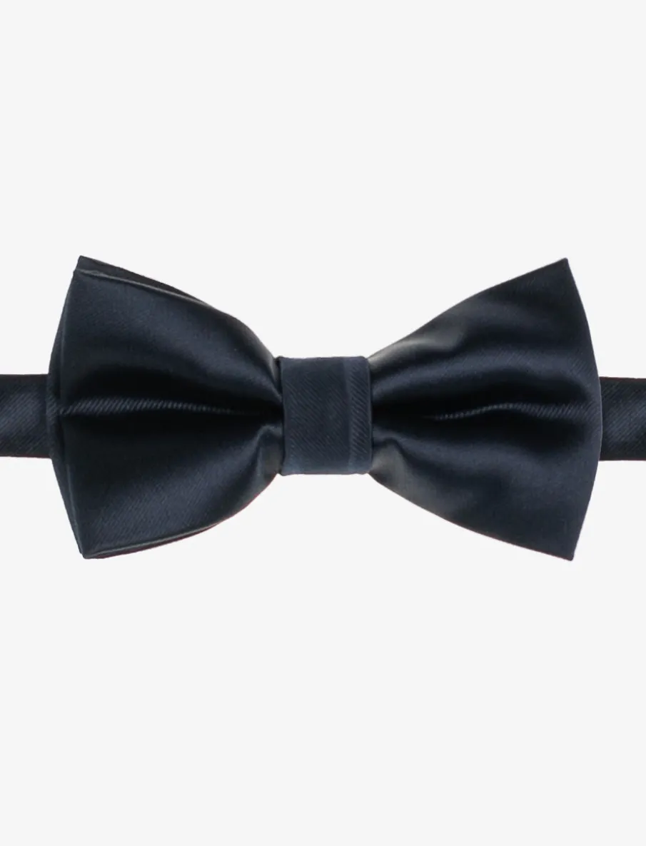 Silky Bow Tie