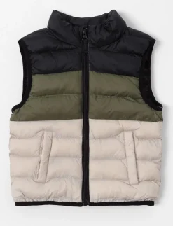 Sleeveless Quilted Jacket