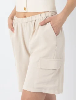 Solid Bermuda with Elastic Waist