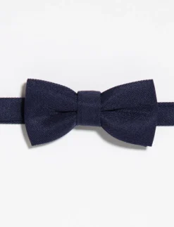 Solid Bow Tie