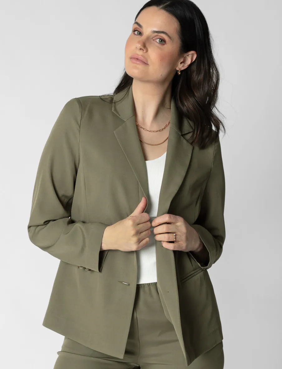 Solid Buttoned Blazer