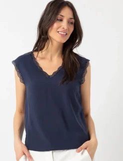 Solid Lace T-shirt