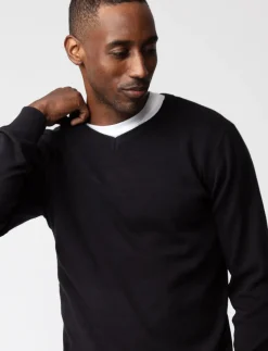 Solid Light Knit Sweater