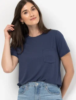 Solid Pocket T-shirt