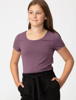 Solid Scoop Neck T-shirt