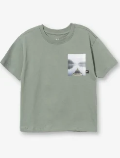 Solid T-Shirt with Contrast Pocket