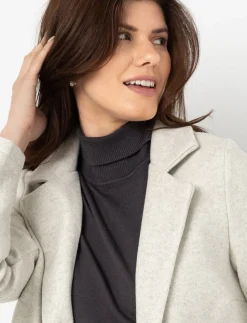 Straight Coat with Notched Collar