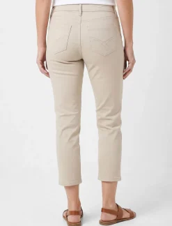Stretch Regular-rise Capri Pants