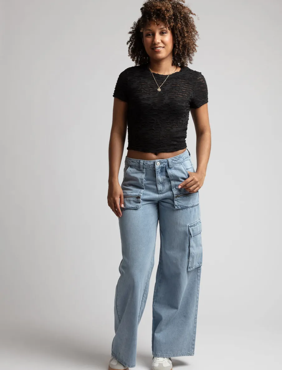 Textured Cropped T-shirt