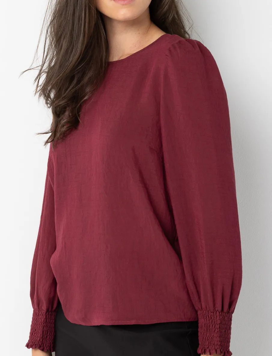 Textured Puff-sleeve Blouse