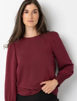 Textured Puff-sleeve Blouse