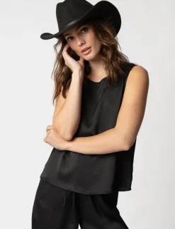 Textured Sleeveless Tank Top