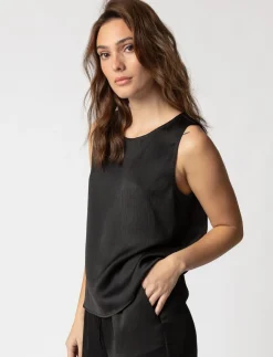 Textured Sleeveless Tank Top