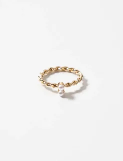 Twisted Ring with Pearls