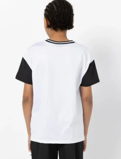 V-neck sports T-shirt