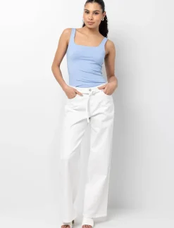 Wide Leg Jeans with Belt