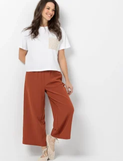 Wide leg trousers