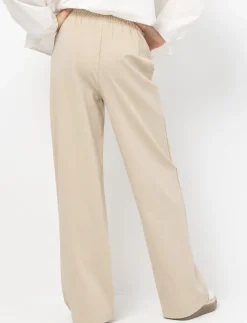 Wide leg trousers