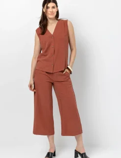 Wide-leg Capri Pants