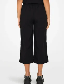 Wide-leg Capris with Belt