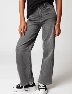 Wide-leg Jeans